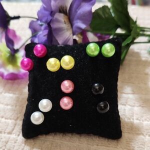 Colorful Pearl Stud Earrings Set